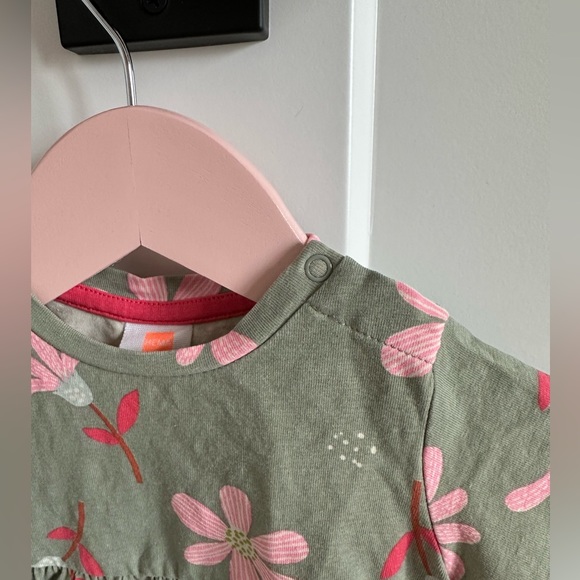 HEMA Dress - Picture 3 of 4